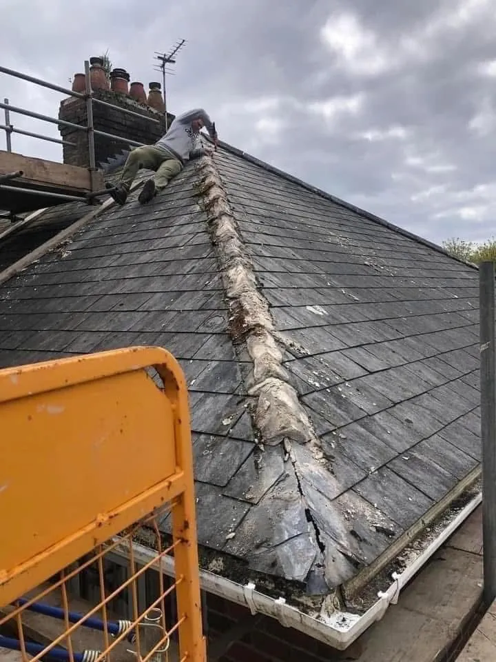 Slate roof ridge and chimney repair in Penryn